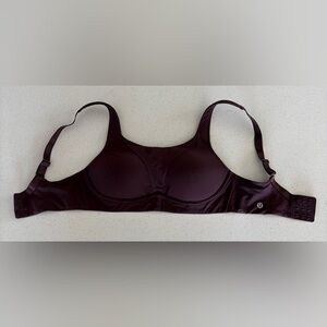 Women’s 32D Lululemon Bra